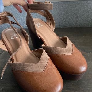 Cute platforms!!! 👡👡⭐️⭐️